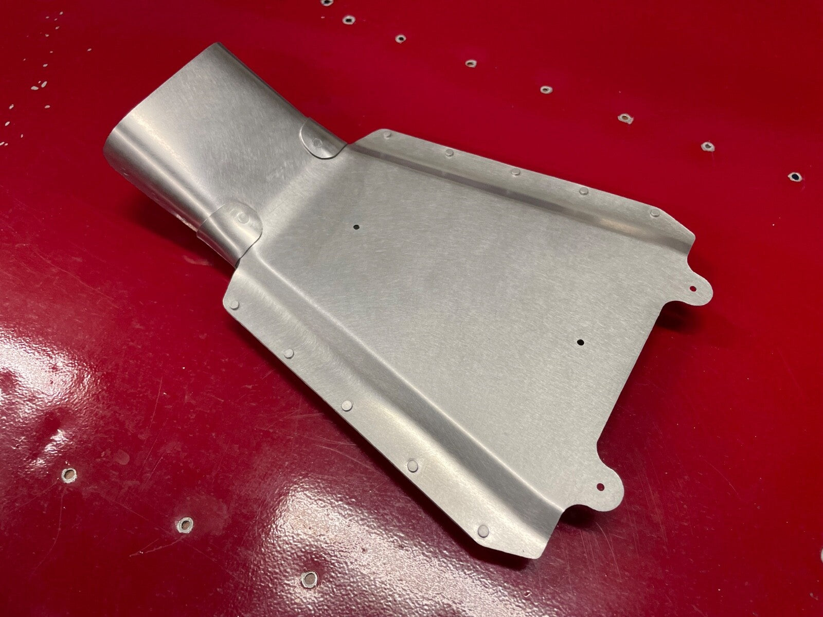 ✈️ Cessna 172 style HEATER OULTLET ,DUCT WITH TRIM,PN:SVK0513456-1 ,SVK0515020-1