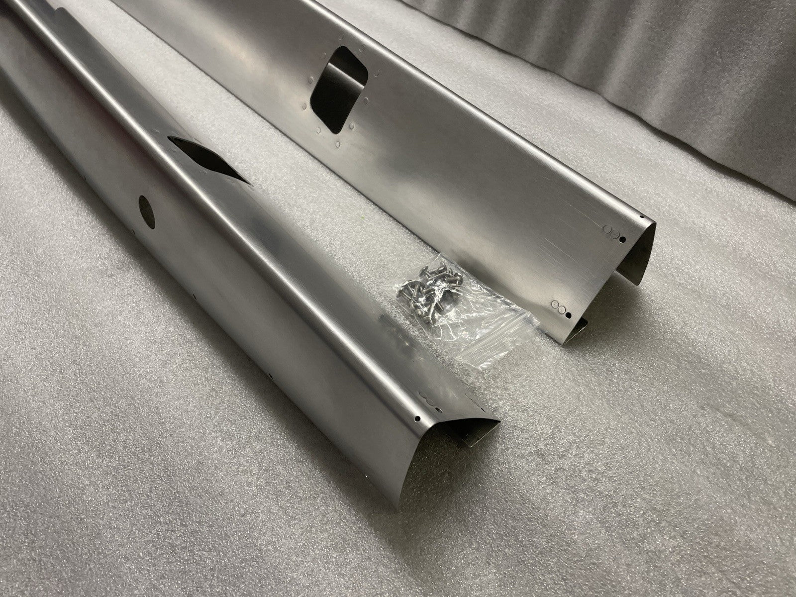 ✈️ Cessna 150 style Main Gear Leg Fairings SET PN: SVK0441216-5 , SVK0441216-6