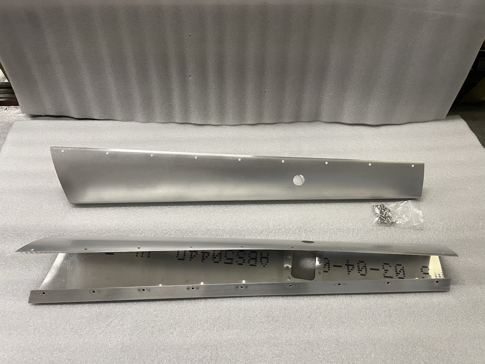 ✈️ Cessna 150 style Main Gear Leg Fairings SET PN: SVK0441216-5 , SVK0441216-6