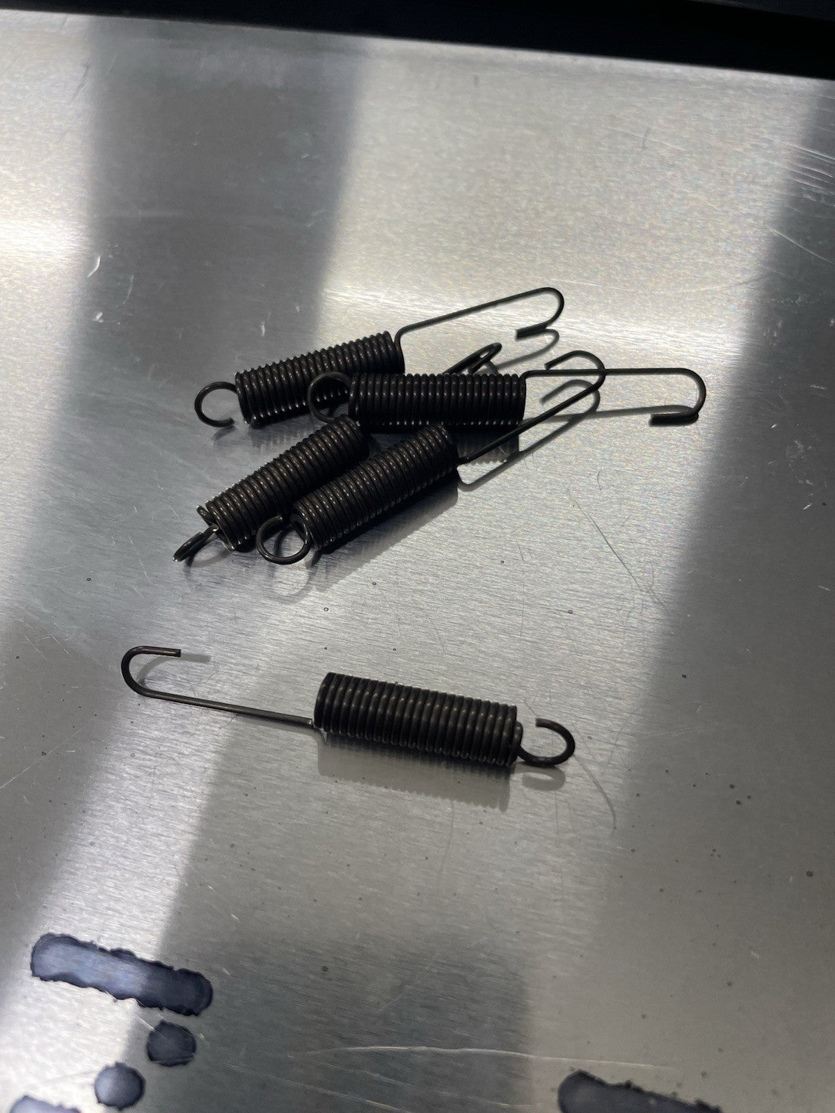 Cessna style CABIN DOOR LATCHING SPRING PN: SVK0717026-3