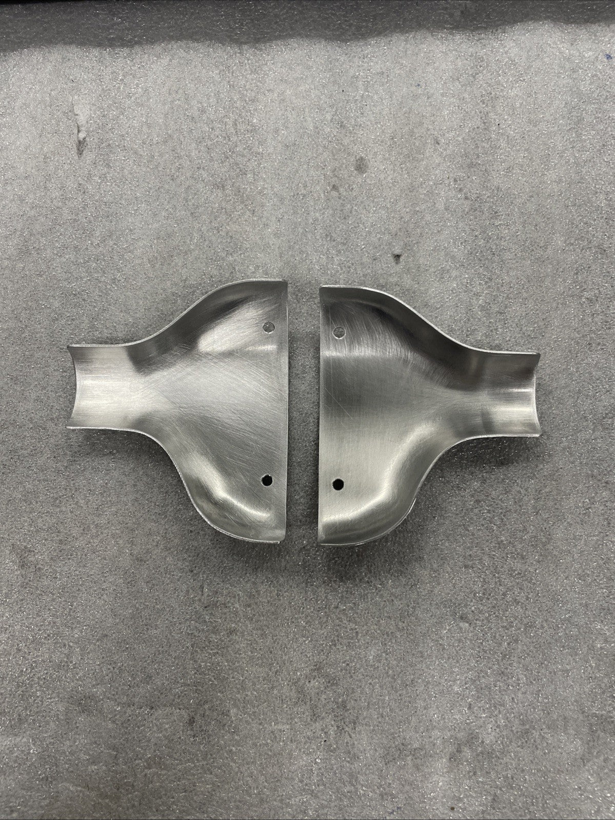 Cessna 150 152 style LANDING GEAR PLATE COVER,PN:SVK0441218-2 LH,SVK0441218-1RH