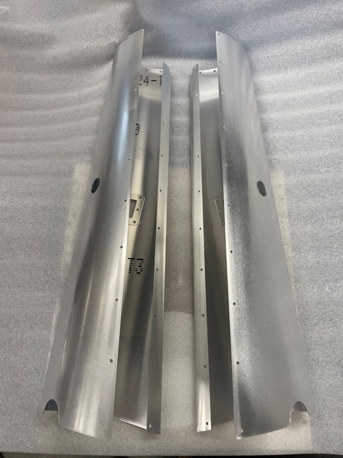 ✈️ Cessna 182 style Main Gear Leg Fairings SET ; PN: SVK0741624 , SVK0741639