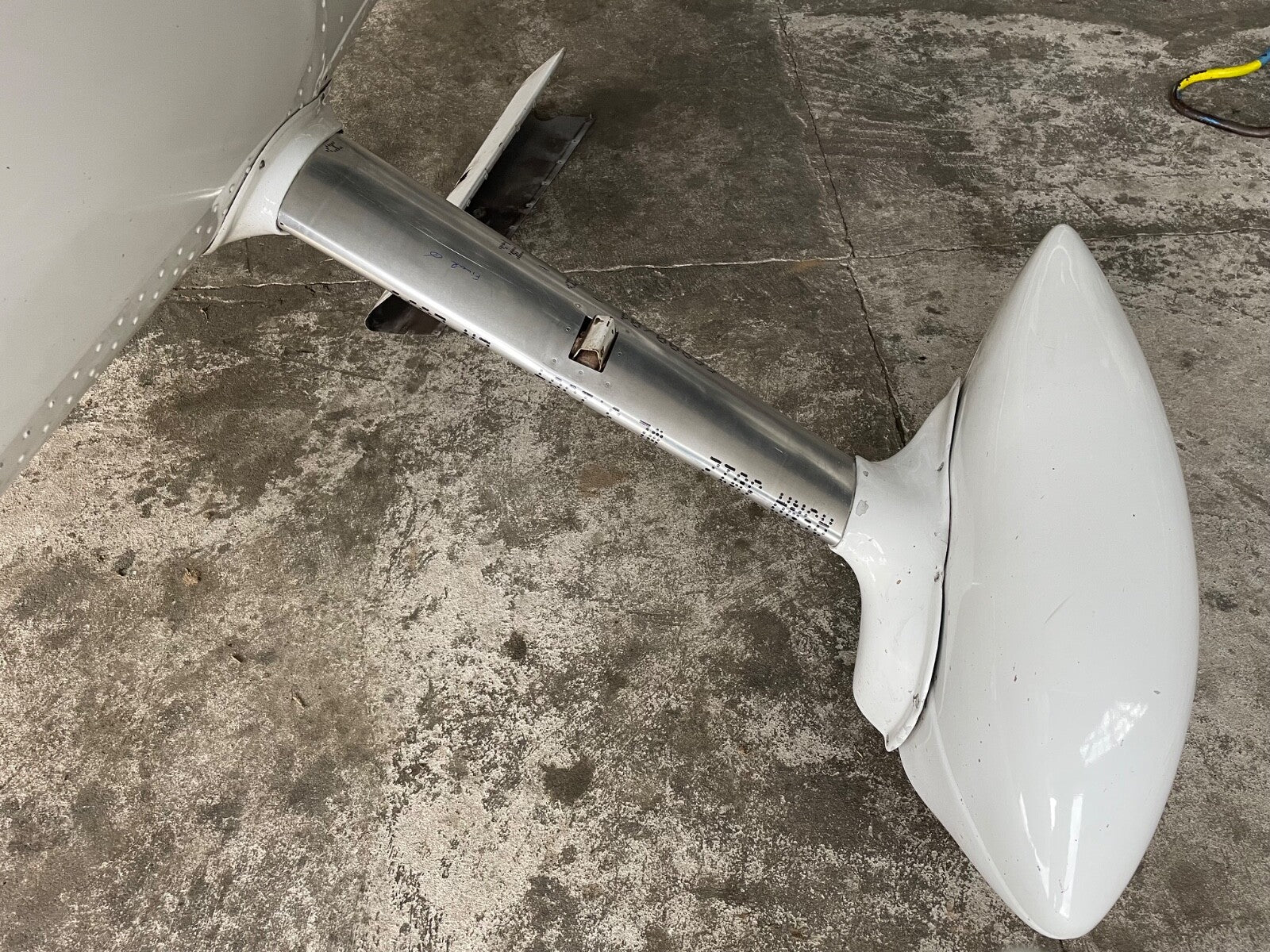 ✈️ Cessna 182 style Main Gear Leg Fairings SET ; PN: SVK0741624 , SVK0741639