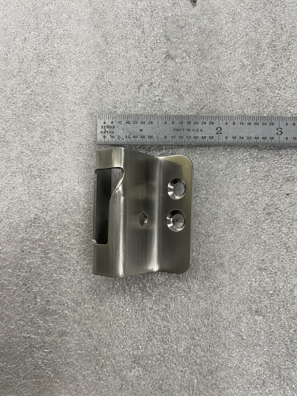 ✈️ Cessna style NEW RH WINDOW STRIKER PLATE, PN: SVK1217065-8 , SVK1217065-10