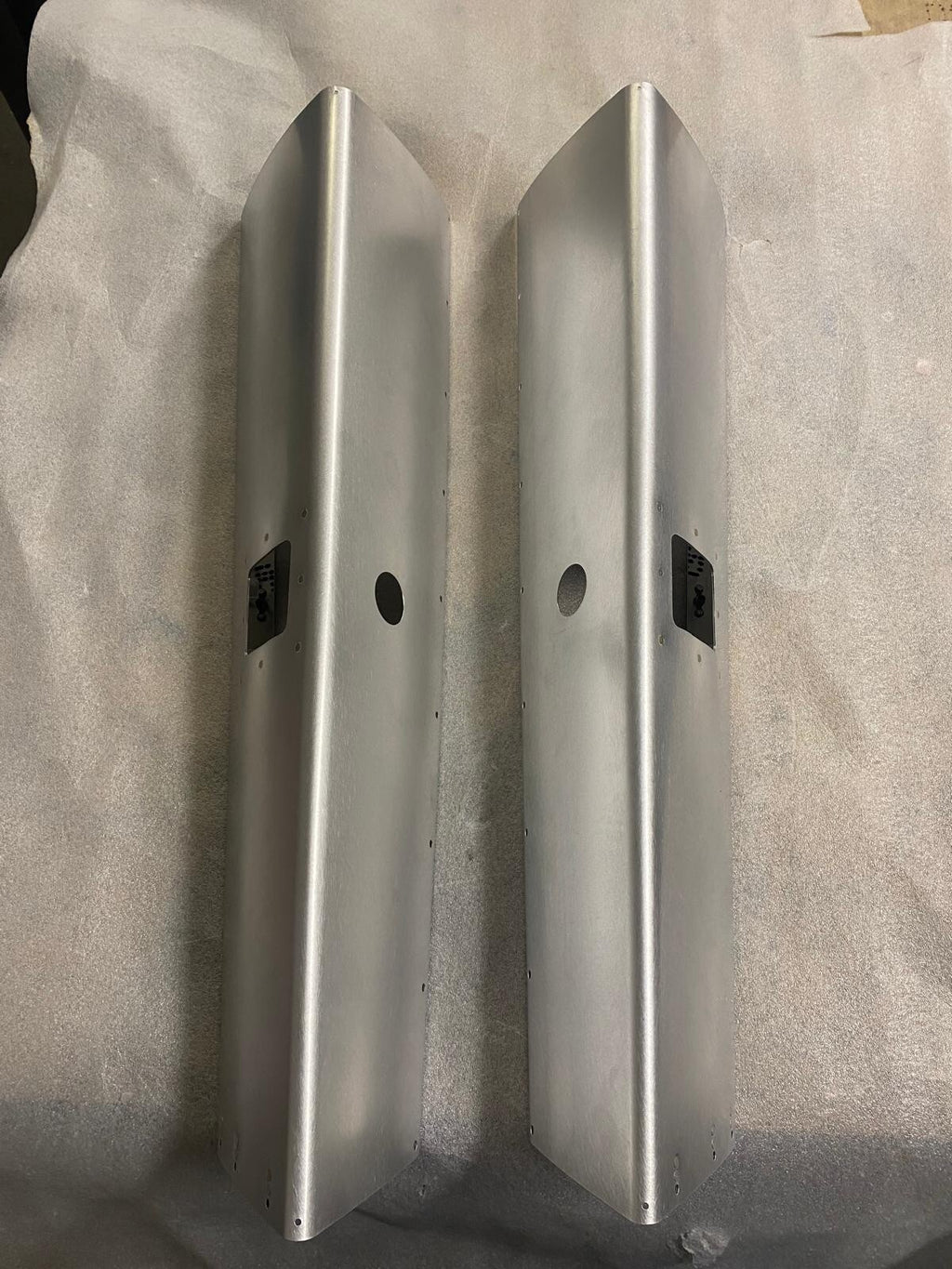 ✈️ Cessna 172 style LEFT Main Gear Leg Fairing, PN: SVK0541193-7