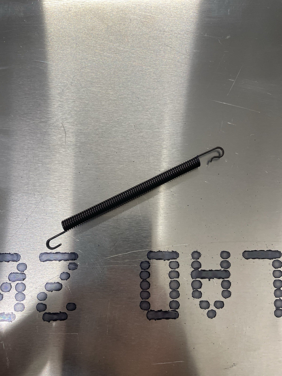 Cessna style WINDOW SPRING PN: SVK0711021-9