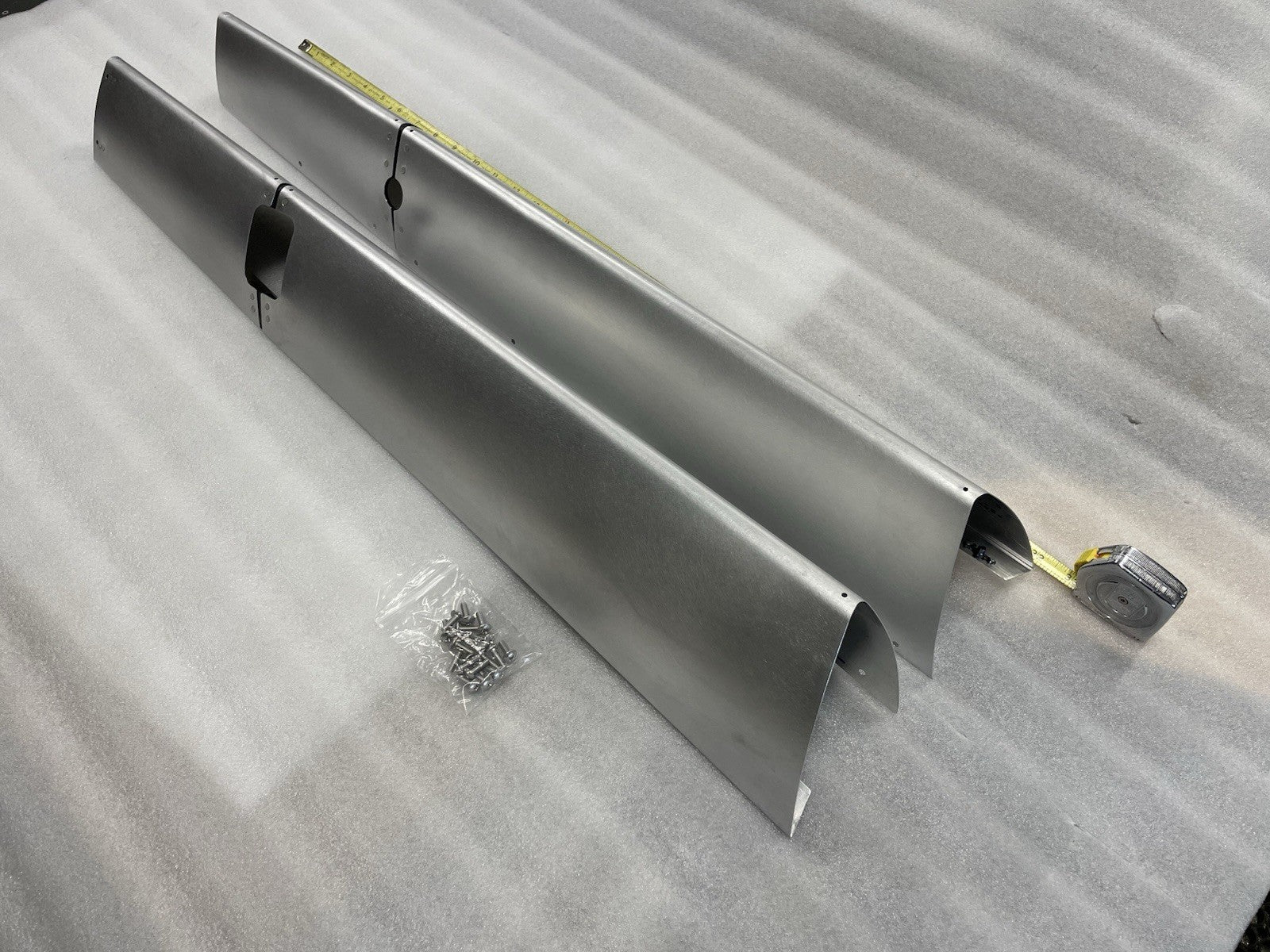 ✈️ Cessna 152 style Main Gear Leg Fairings SET ; PN: SVK0441228-1 , SVK0441228-2