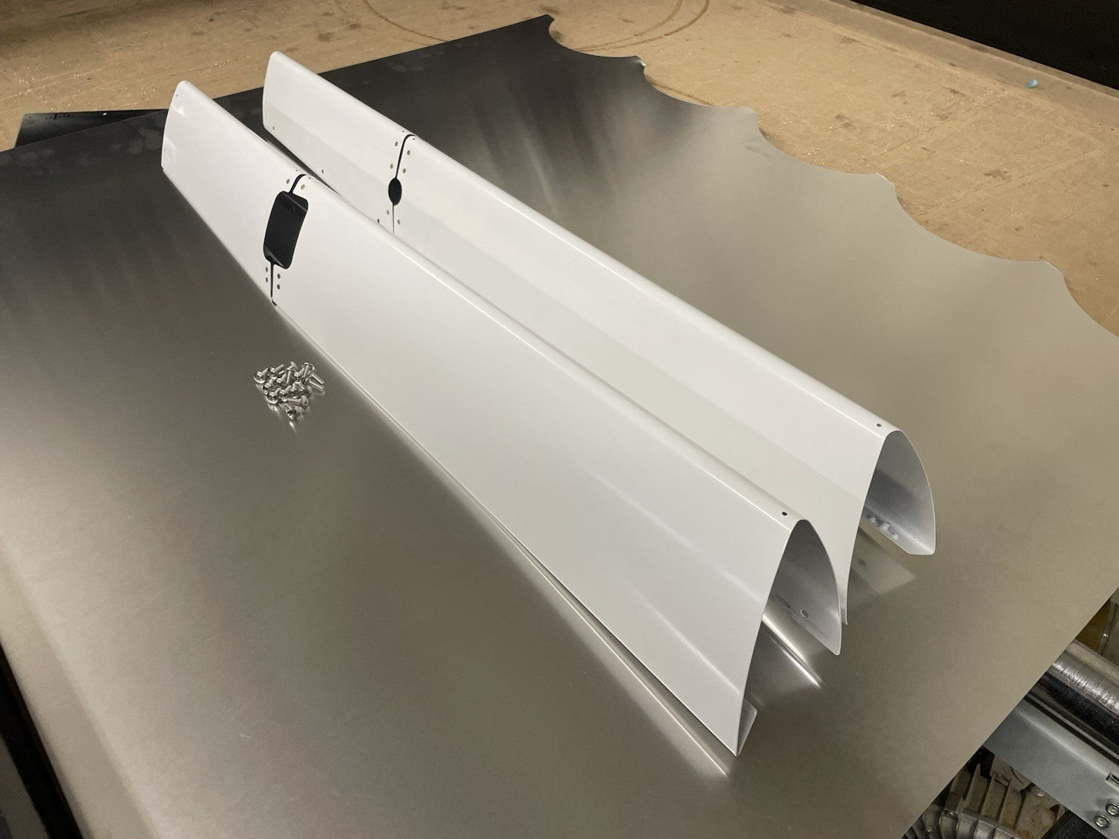 ✈️ Cessna 152 style Main Gear Leg Fairings SET ;PN: SVK0441228-1 , SVK0441228-2