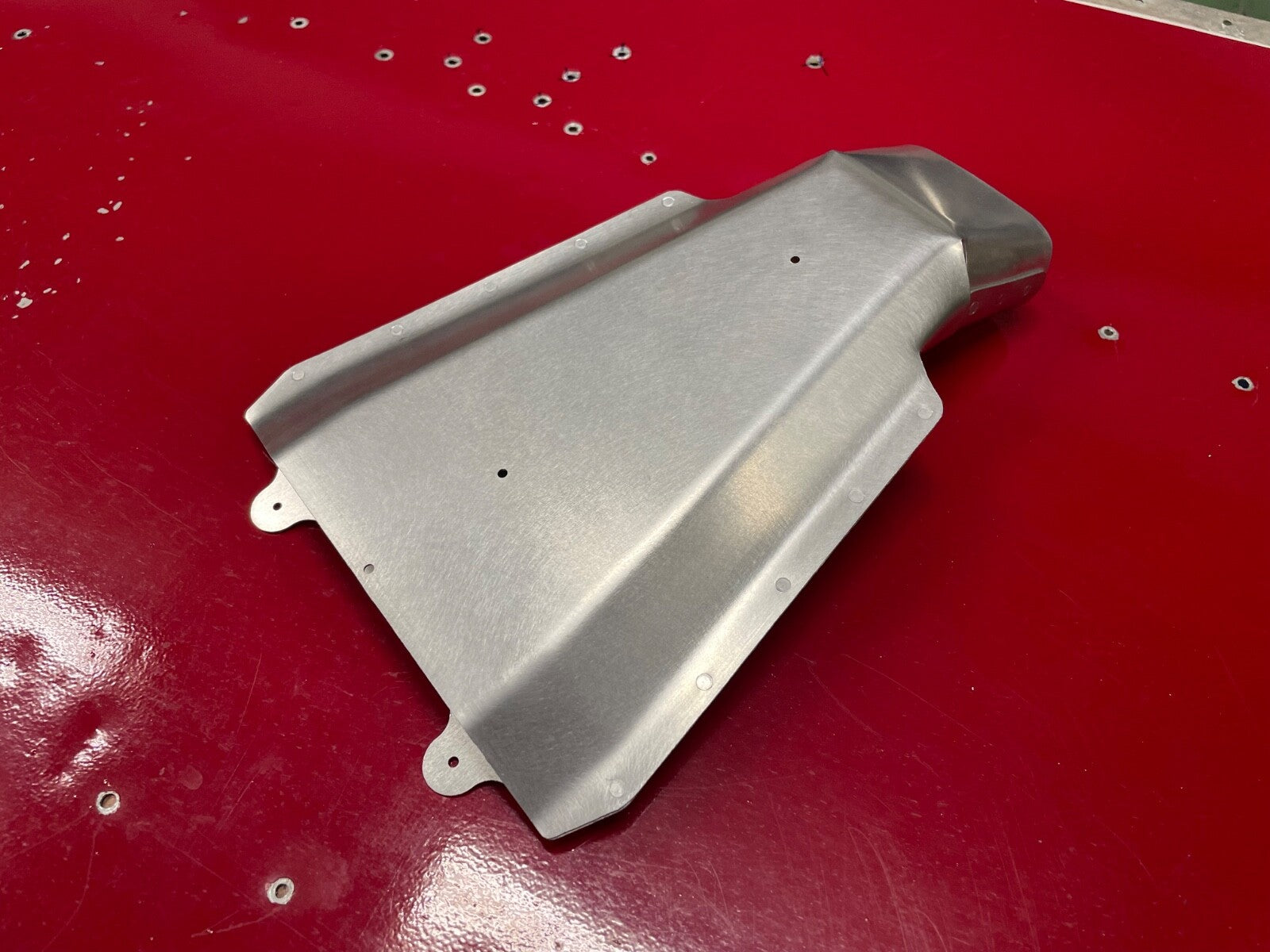 ✈️ Cessna 172 style HEATER OULTLET ,DUCT WITH TRIM,PN:SVK0513456-1 ,SVK0515020-1