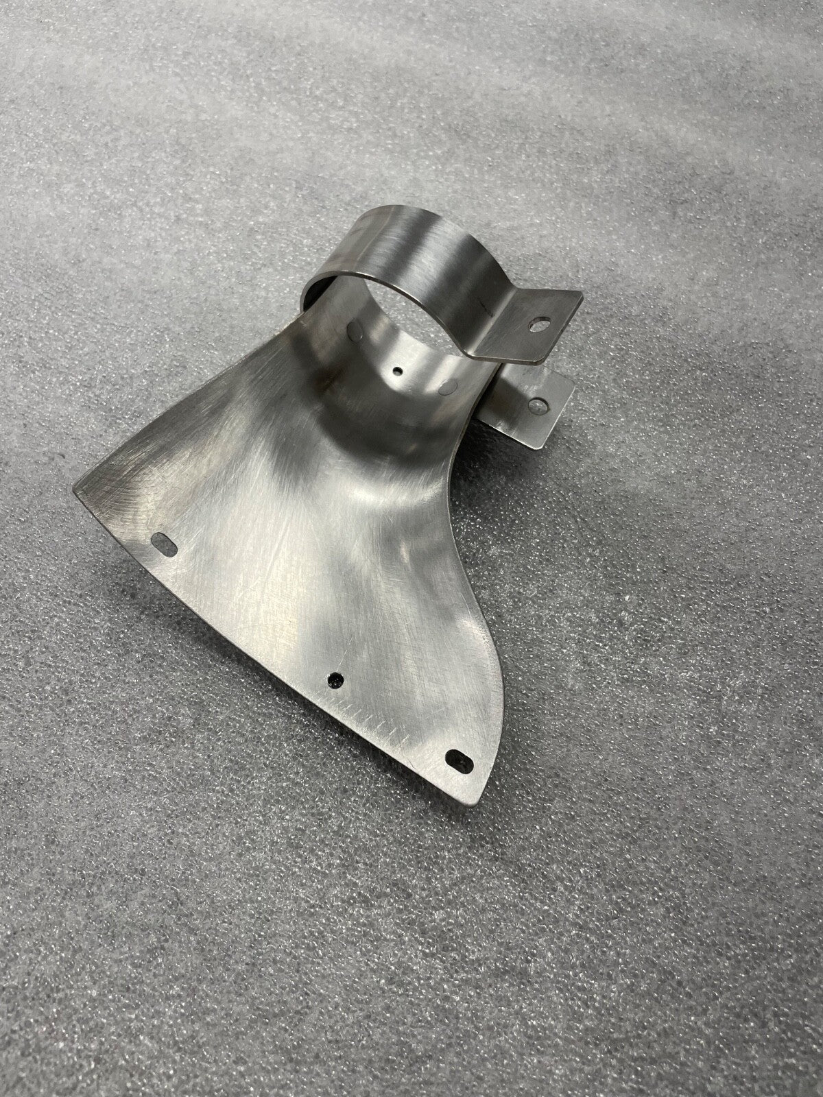 ✈️ Cessna 172 style NEW LH MAIN LANDING GEAR STRUT PLATE COVER, PN: SVK0541191-1