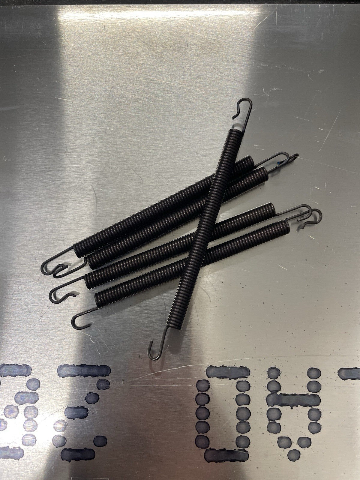 Cessna style WINDOW SPRING PN: SVK0711021-9