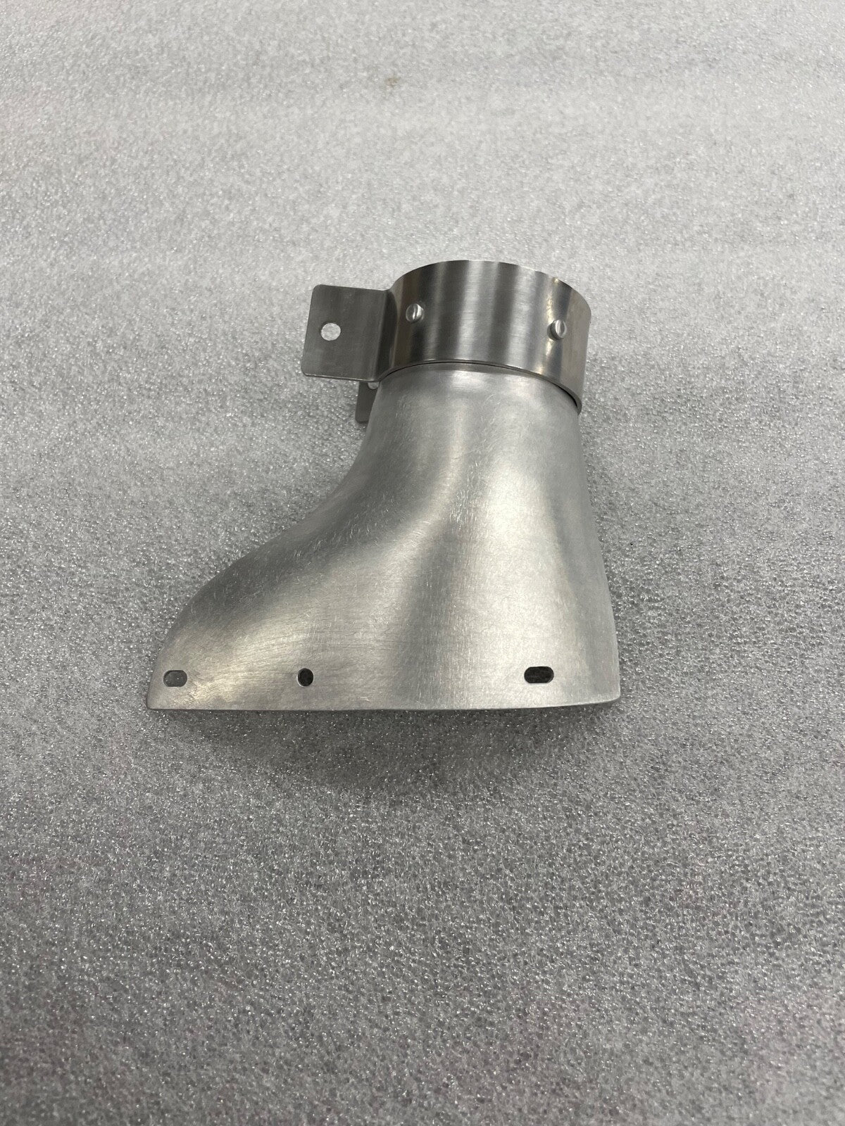 ✈️ Cessna 172 style NEW LH MAIN LANDING GEAR STRUT PLATE COVER, PN: SVK0541191-1