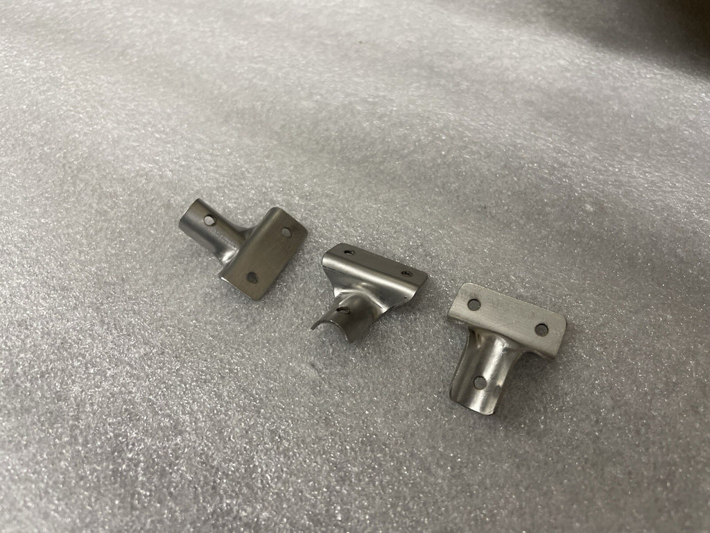 Cessna 152 style VALVE ASSEMBLY AIR BOX BRACKET PN: SVK0550180-10