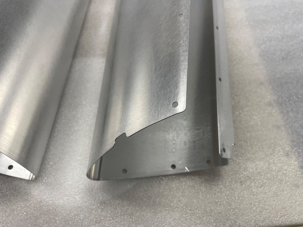 ✈️ Cessna 182 style Main Gear Leg Fairings SET ; PN: SVK0741624 , SVK0741639