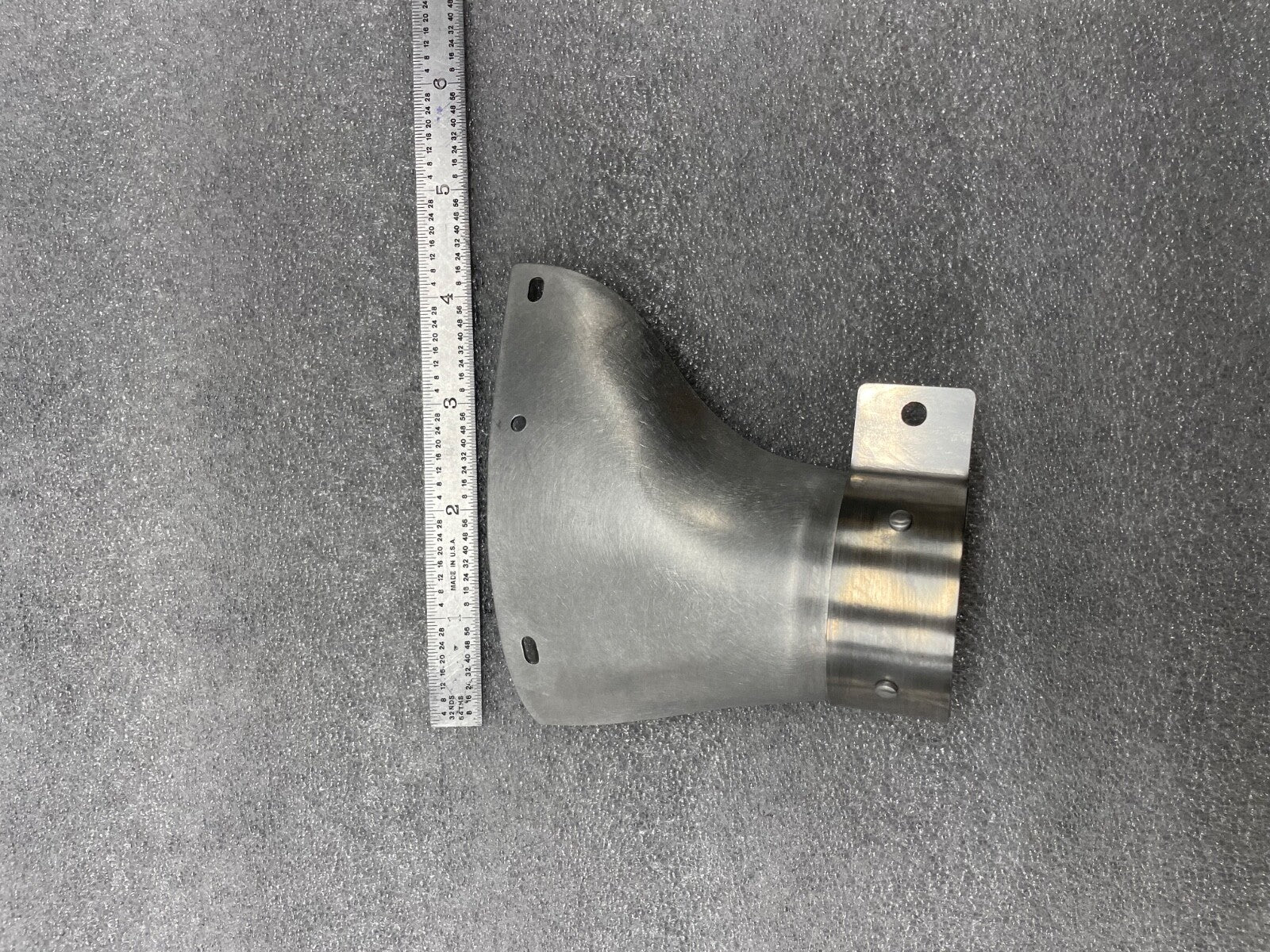 ✈️ Cessna 172 style NEW LH MAIN LANDING GEAR STRUT PLATE COVER, PN: SVK0541191-1