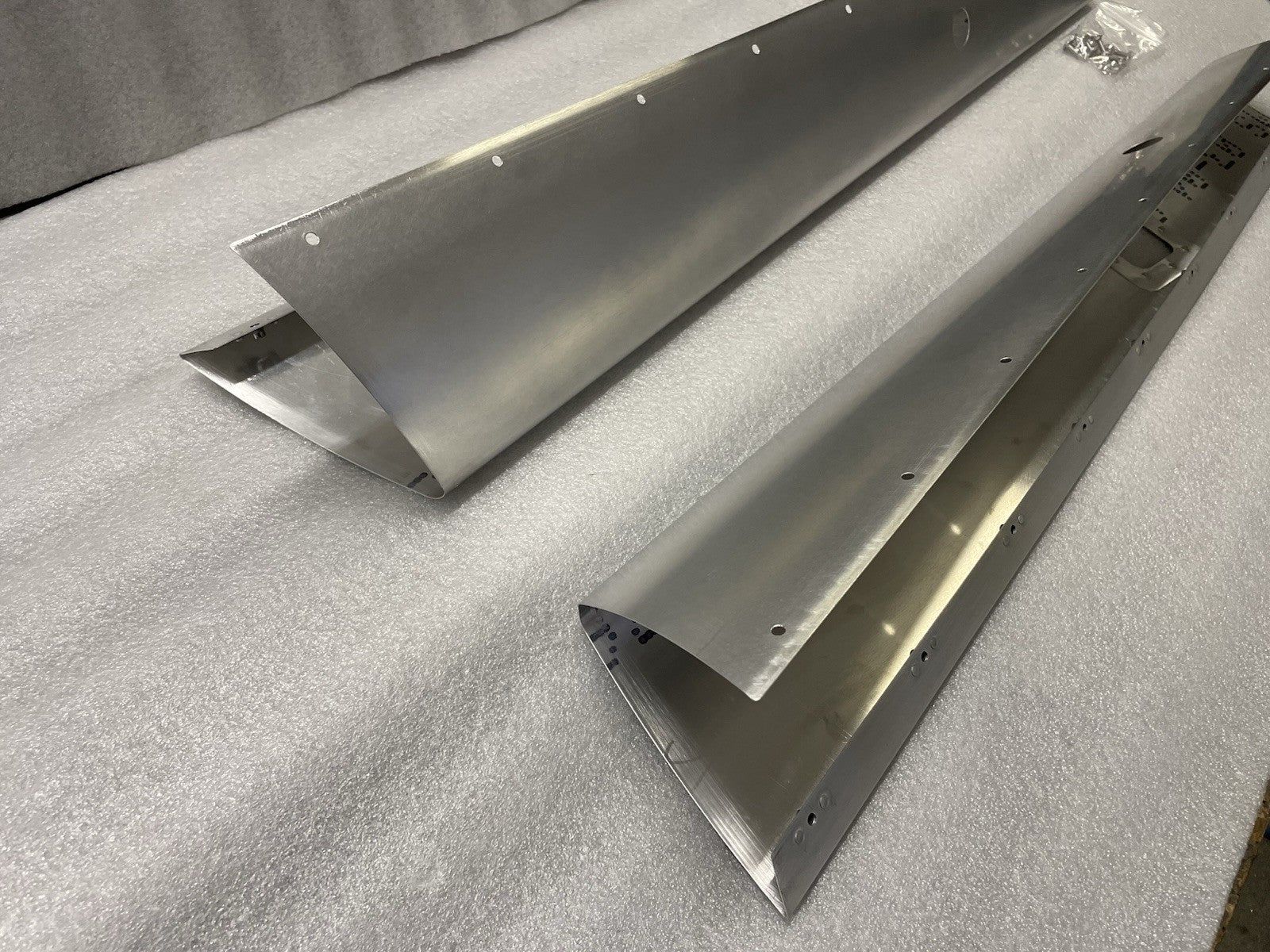 ✈️ Cessna 150 style Main Gear Leg Fairings SET PN: SVK0441216-5 , SVK0441216-6