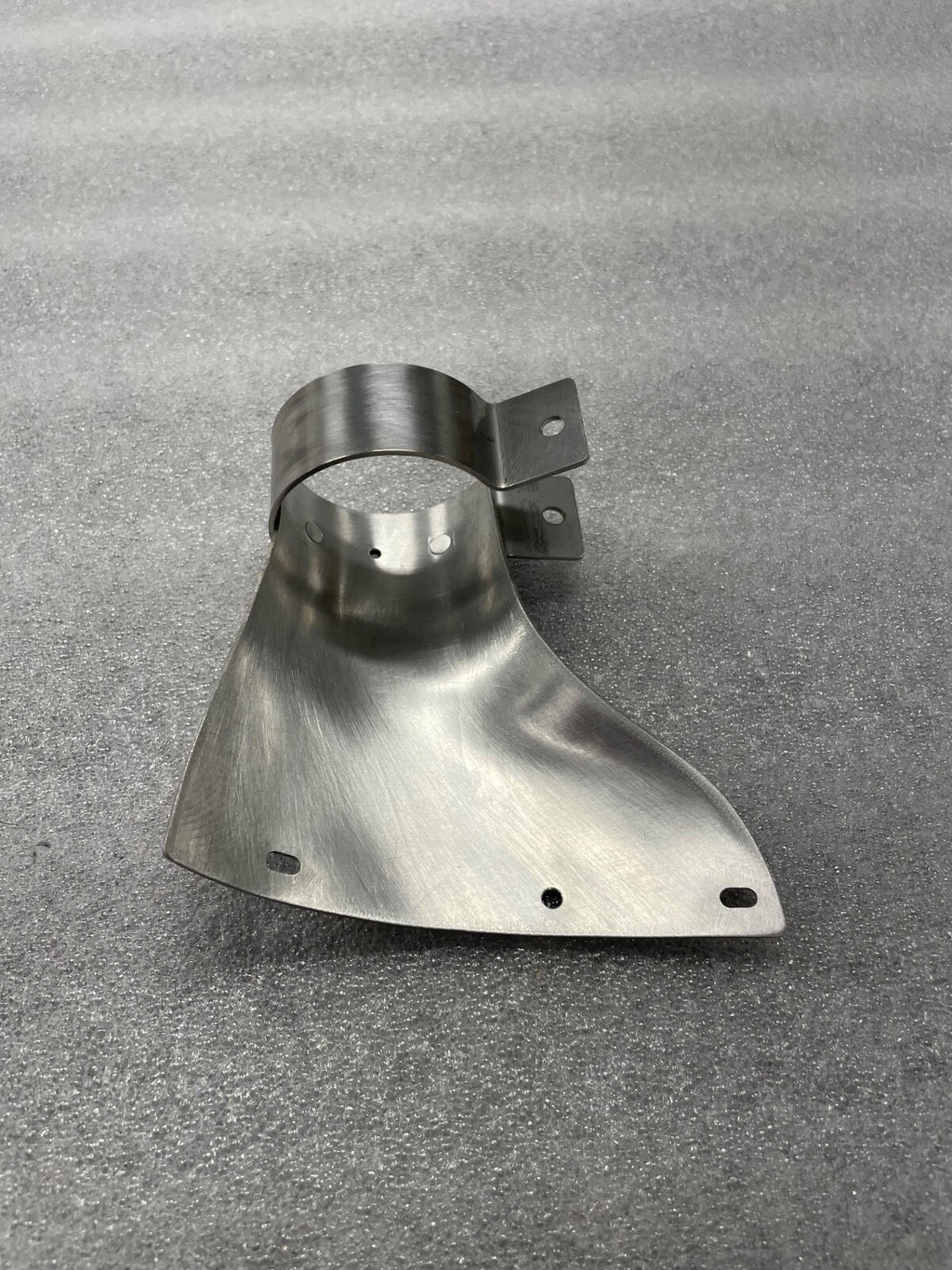 ✈️ Cessna 172 style NEW LH MAIN LANDING GEAR STRUT PLATE COVER, PN: SVK0541191-1