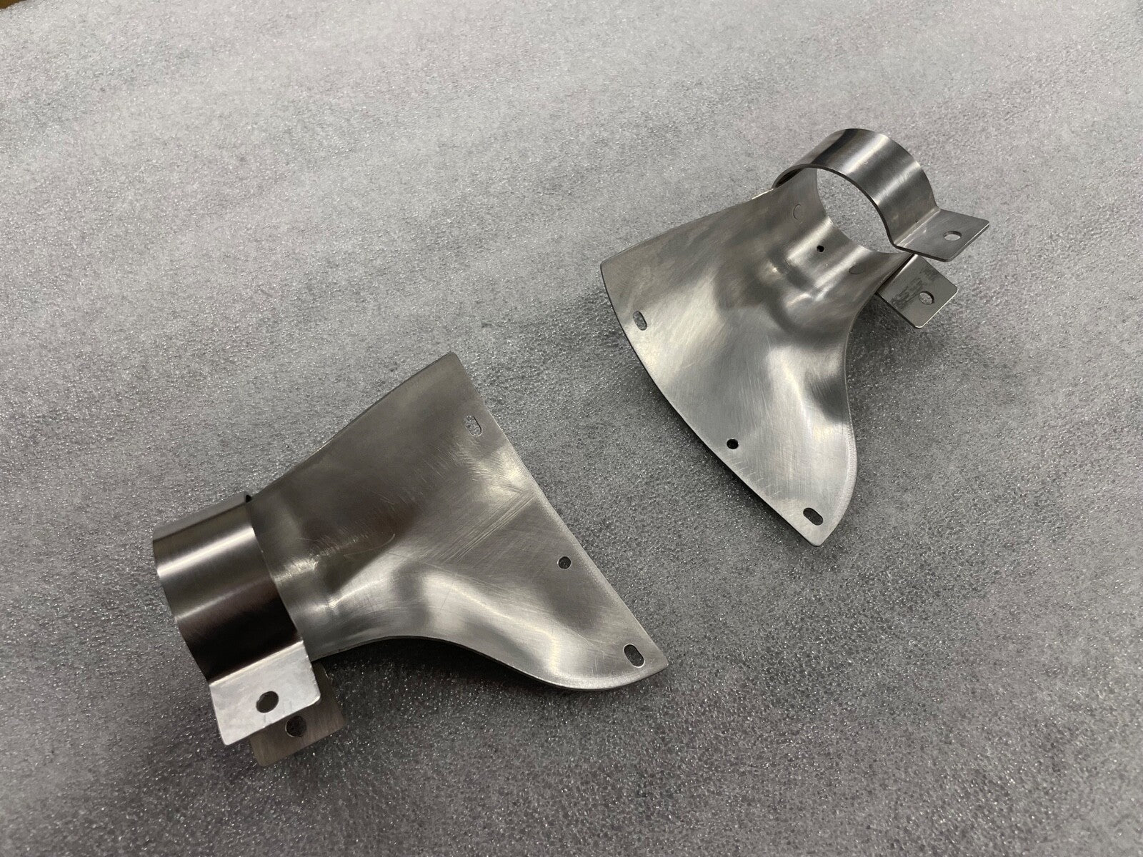 ✈️ Cessna 172 style LANDING GEAR PLATE COVER,PN: SVK0541191-1,SVK0541191-2 LH/RH