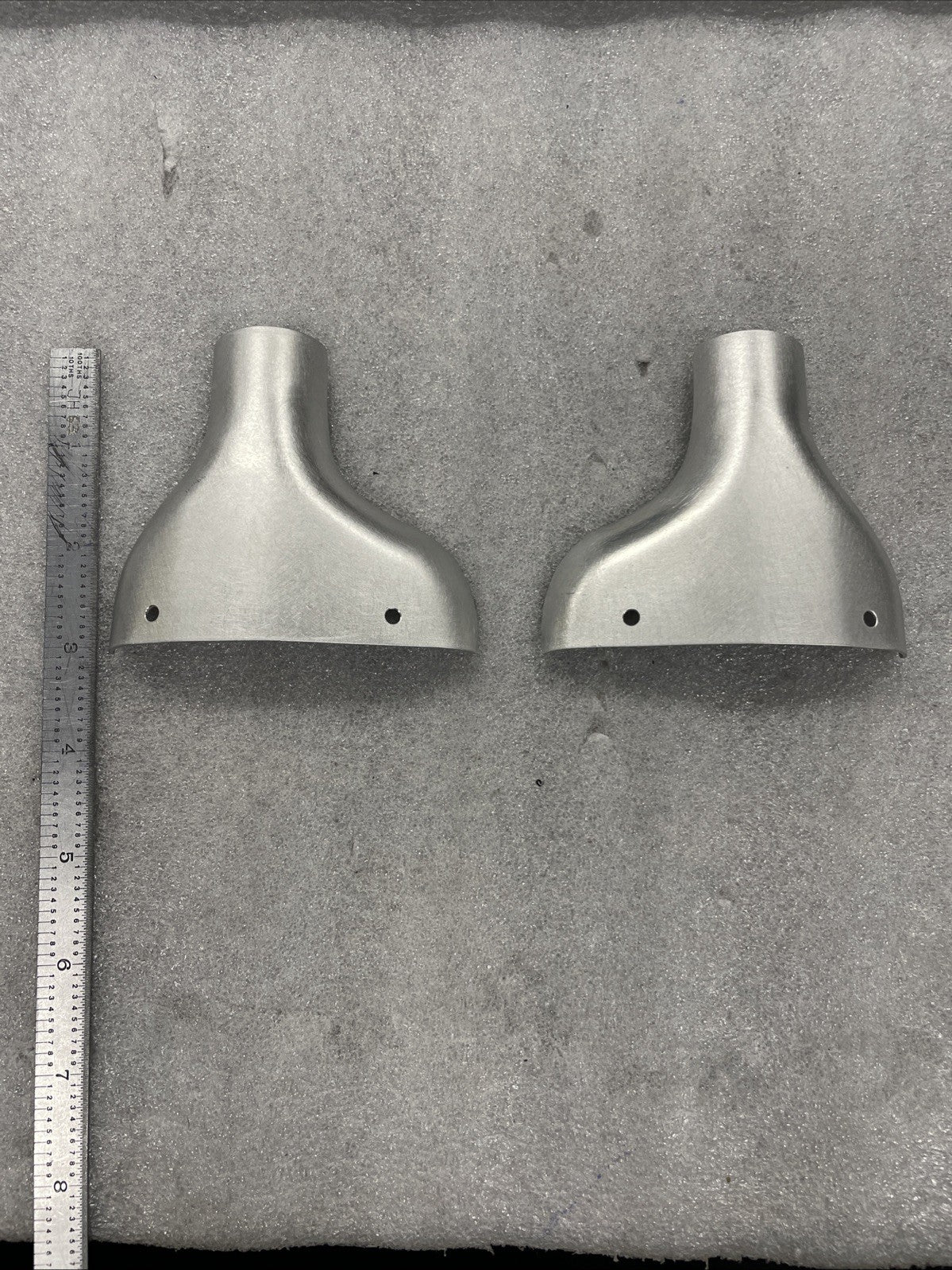 Cessna 150 152 style LANDING GEAR PLATE COVER,PN:SVK0441218-2 LH,SVK0441218-1RH