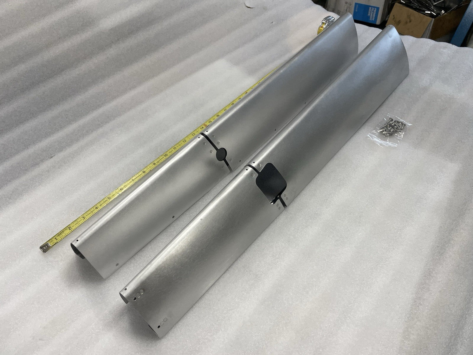 ✈️ Cessna 152 style Main Gear Leg Fairings SET ; PN: SVK0441228-1 , SVK0441228-2