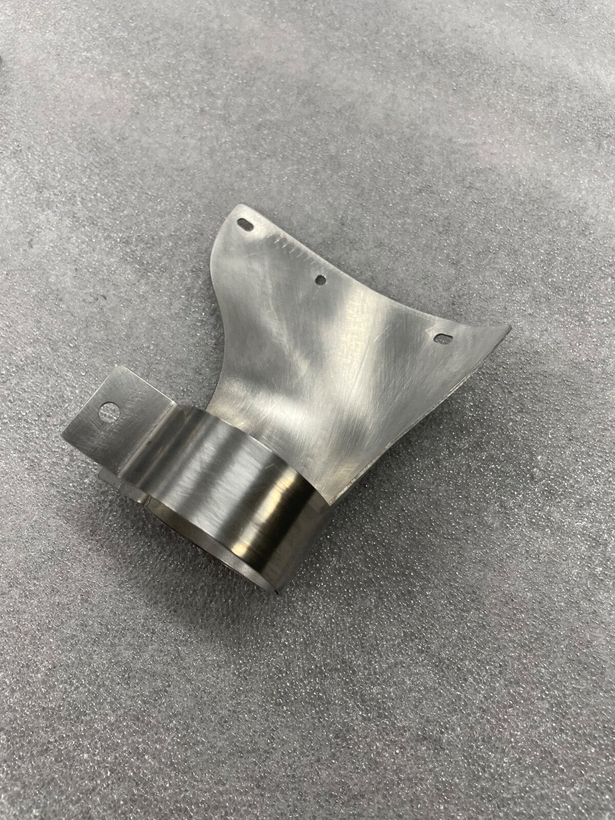 ✈️ Cessna 172 style NEW LH MAIN LANDING GEAR STRUT PLATE COVER, PN: SVK0541191-1