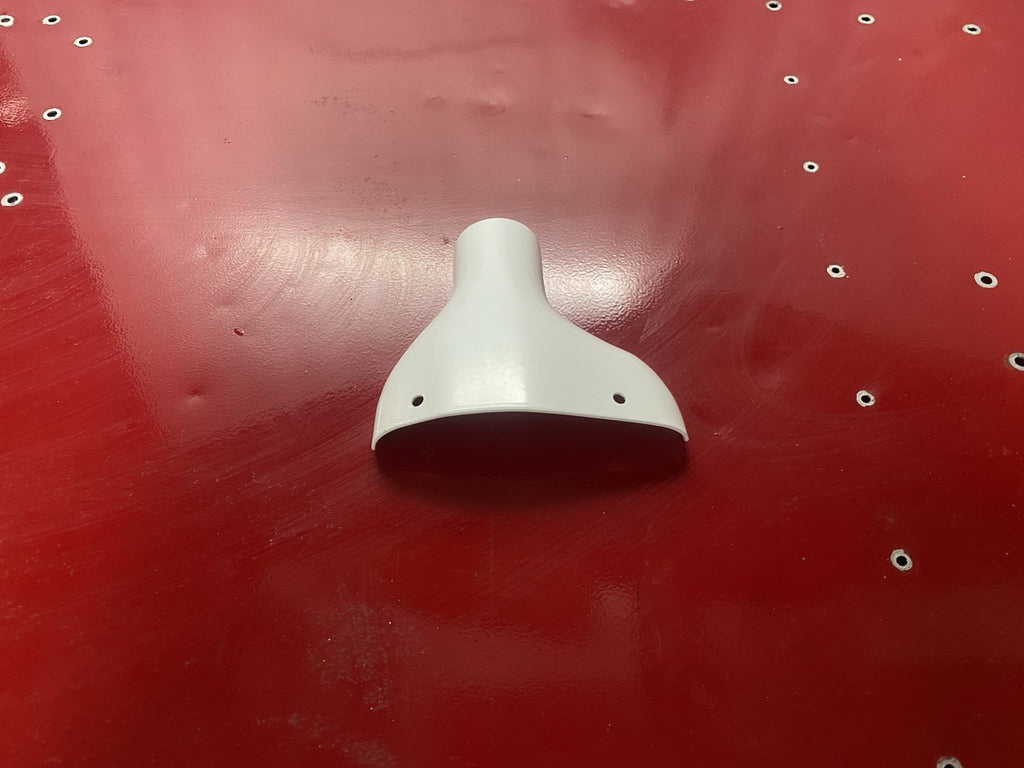 Cessna 150 152 Style LANDING GEAR PLATE COVER  PN:SVK0441218-2LH,SVK0441218-1RH