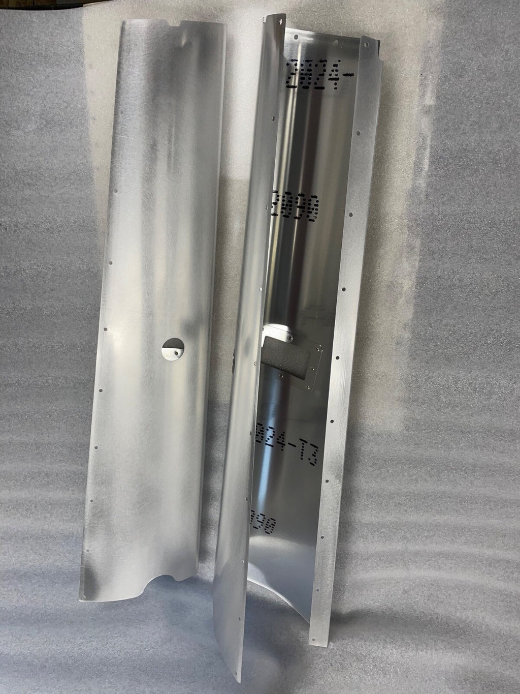 ✈️ Cessna 182 style Main Gear Leg Fairings SET ; PN: SVK0741624 , SVK0741639