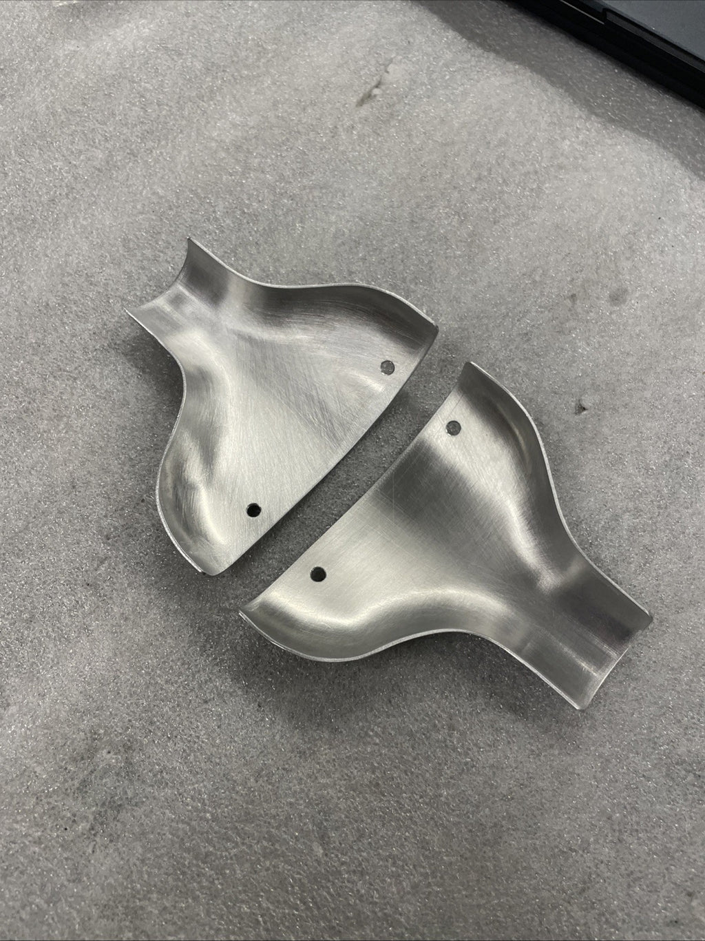 Cessna 150 152 style LANDING GEAR PLATE COVER,PN:SVK0441218-2 LH,SVK0441218-1RH