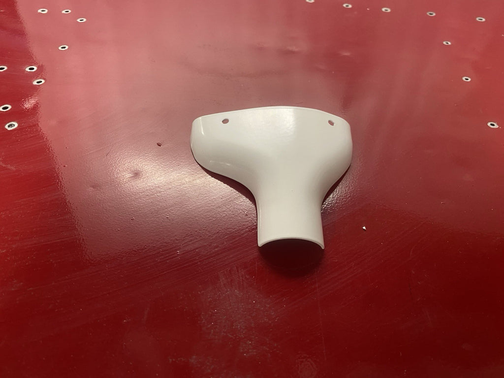 Cessna 150 152 Style LANDING GEAR PLATE COVER  PN:SVK0441218-2LH,SVK0441218-1RH