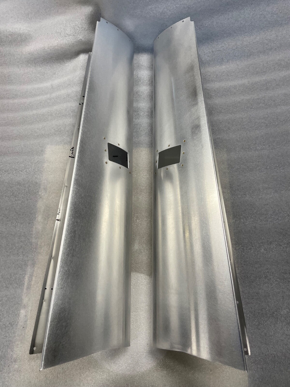 ✈️ Cessna 182Q,R style Main Gear Leg Fairings SET;PN:SVK0741624 , SVK0741639-5-6