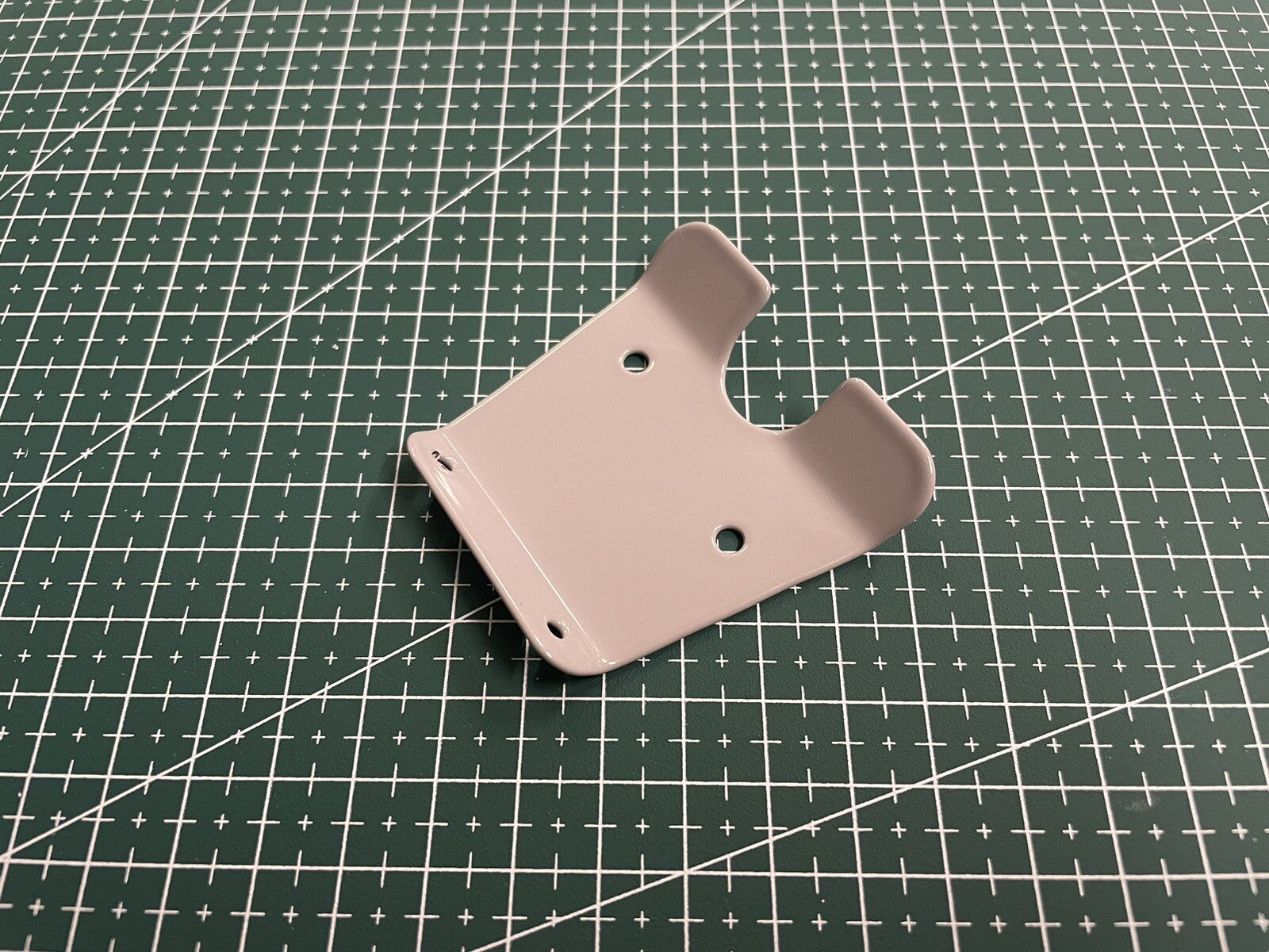 Cessna style BRACKET COWL MOUNT PN: SVK0453003 ,COVER HOLDER ,SHOCK SUPPORT