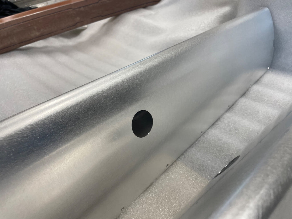 ✈️ Cessna 182 style Main Gear Leg Fairings SET ; PN: SVK0741624 , SVK0741639