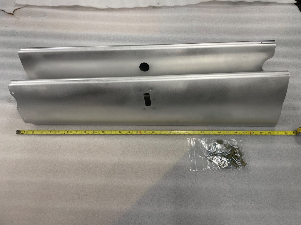 ✈️ Cessna 182 style LEFT HAND Main Gear Leg Fairing;PN: SVK0741624 , SVK0741639