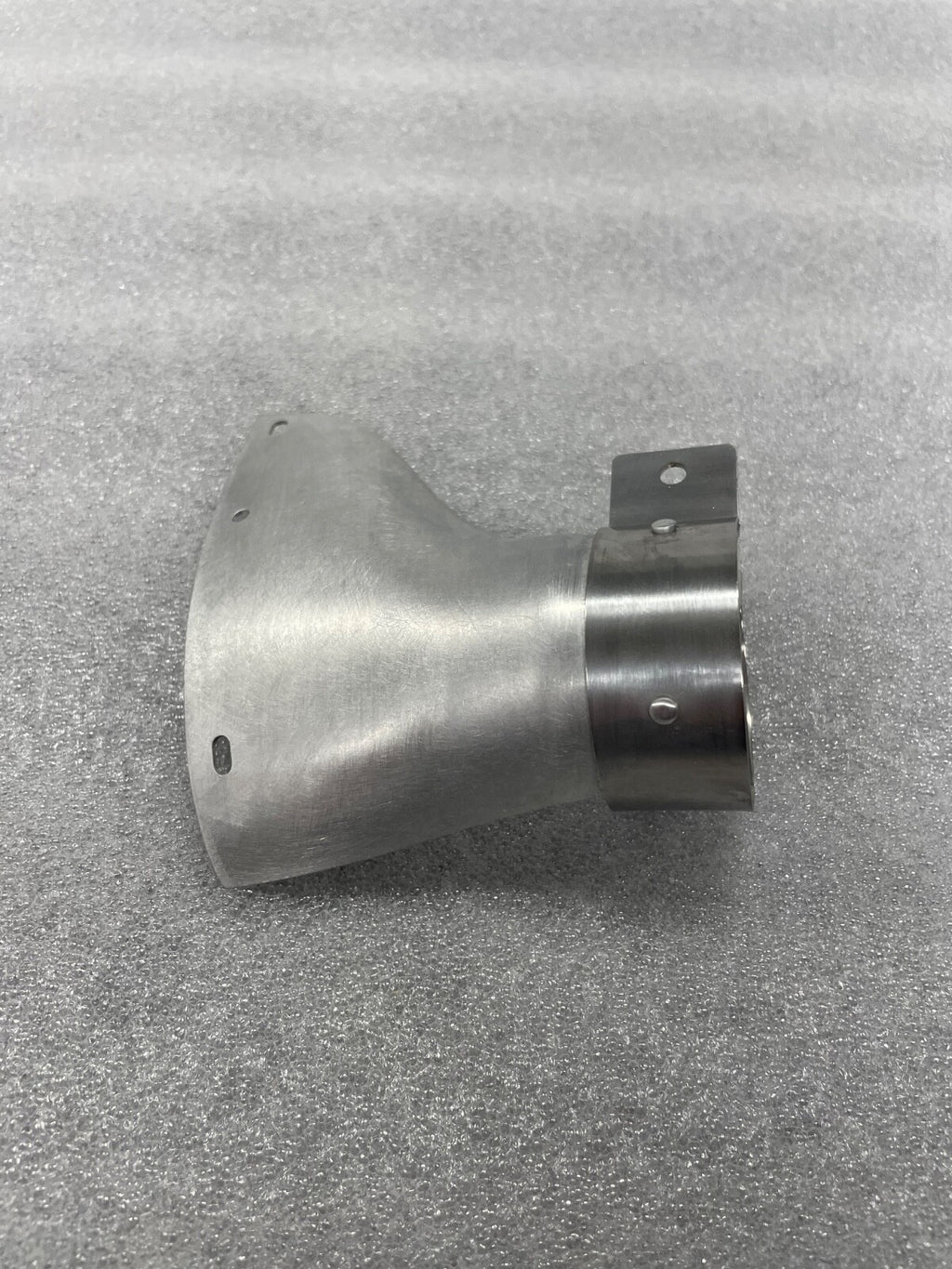 ✈️ Cessna 172 style NEW LH MAIN LANDING GEAR STRUT PLATE COVER, PN: SVK0541191-1