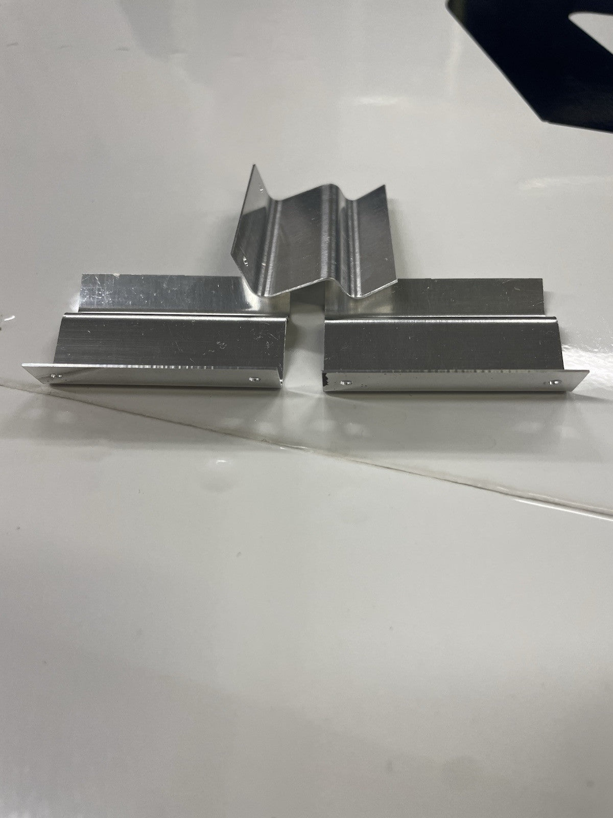 Cessna style FLAP TRACK BRACKET PN: SVK0523231-5 , SVK1221010-13 ,SVK1221010-14