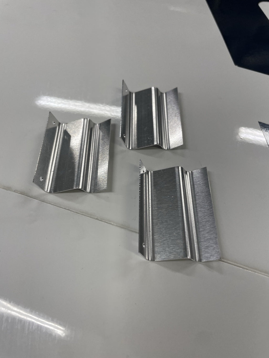 Cessna style FLAP TRACK BRACKET PN: SVK0523231-5 , SVK1221010-13 ,SVK1221010-14